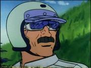 Il misterioso motociclista padre di Takaya